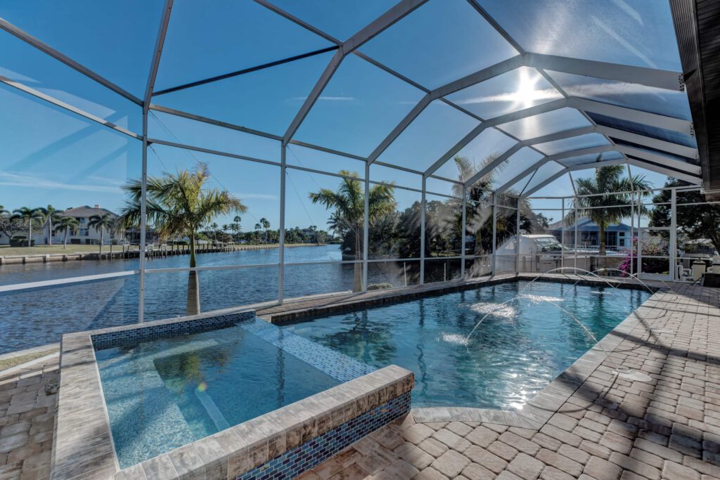 Renovation & <br>Restoration